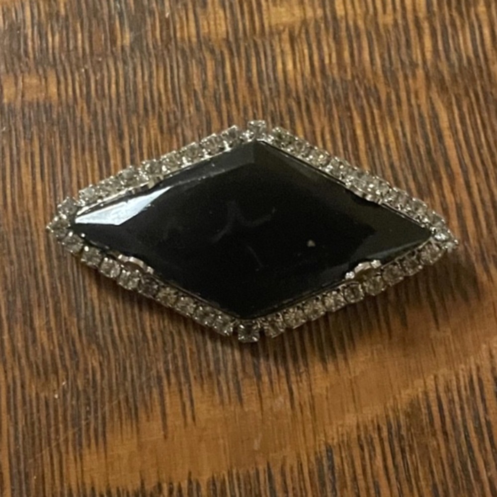Diamond-shaped silver tone Black Brooch with sparkly rhinestones